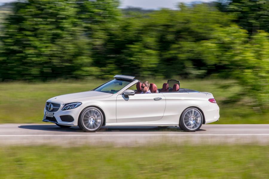  Mercedes-Benz C300 Cabriolet AMG Line 2016 года  (фото 5 из 32)